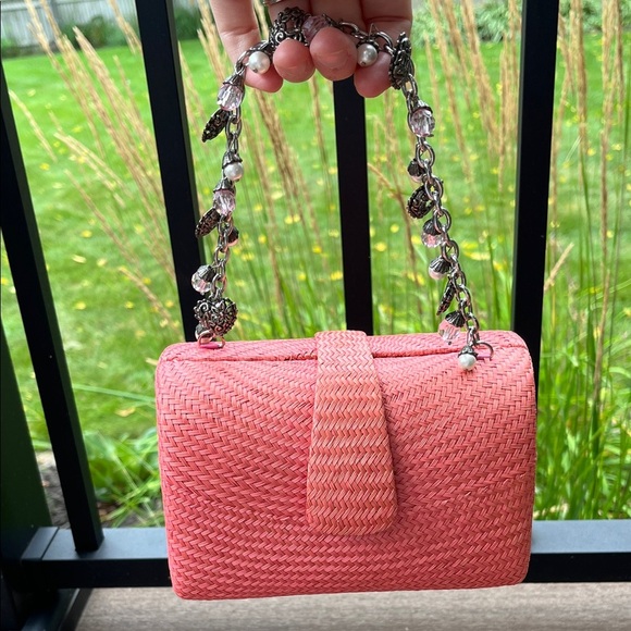Vintage Donna Dixson Coral Woven Mini Handbag with Charm Handle - Picture 2 of 16